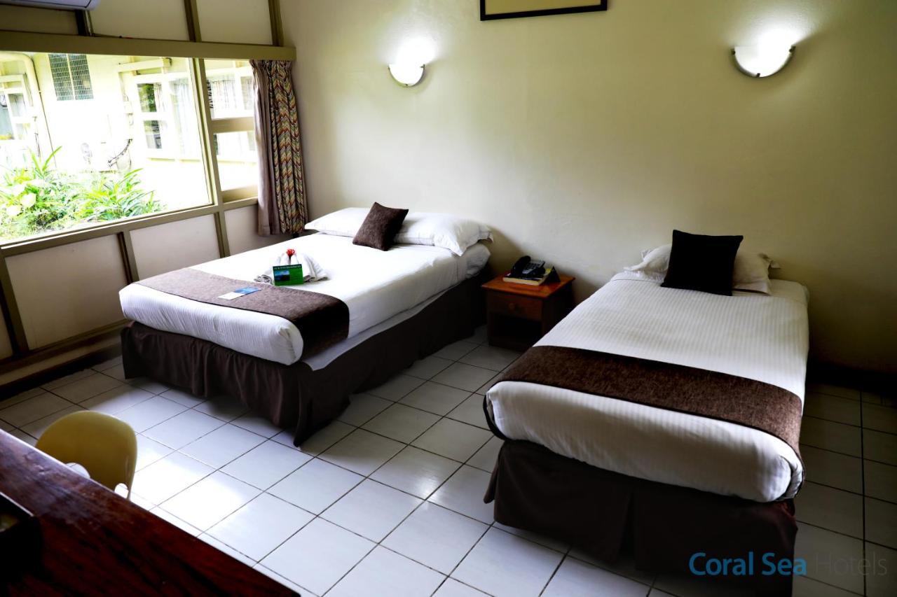 Huon Gulf Hotel Lae Esterno foto